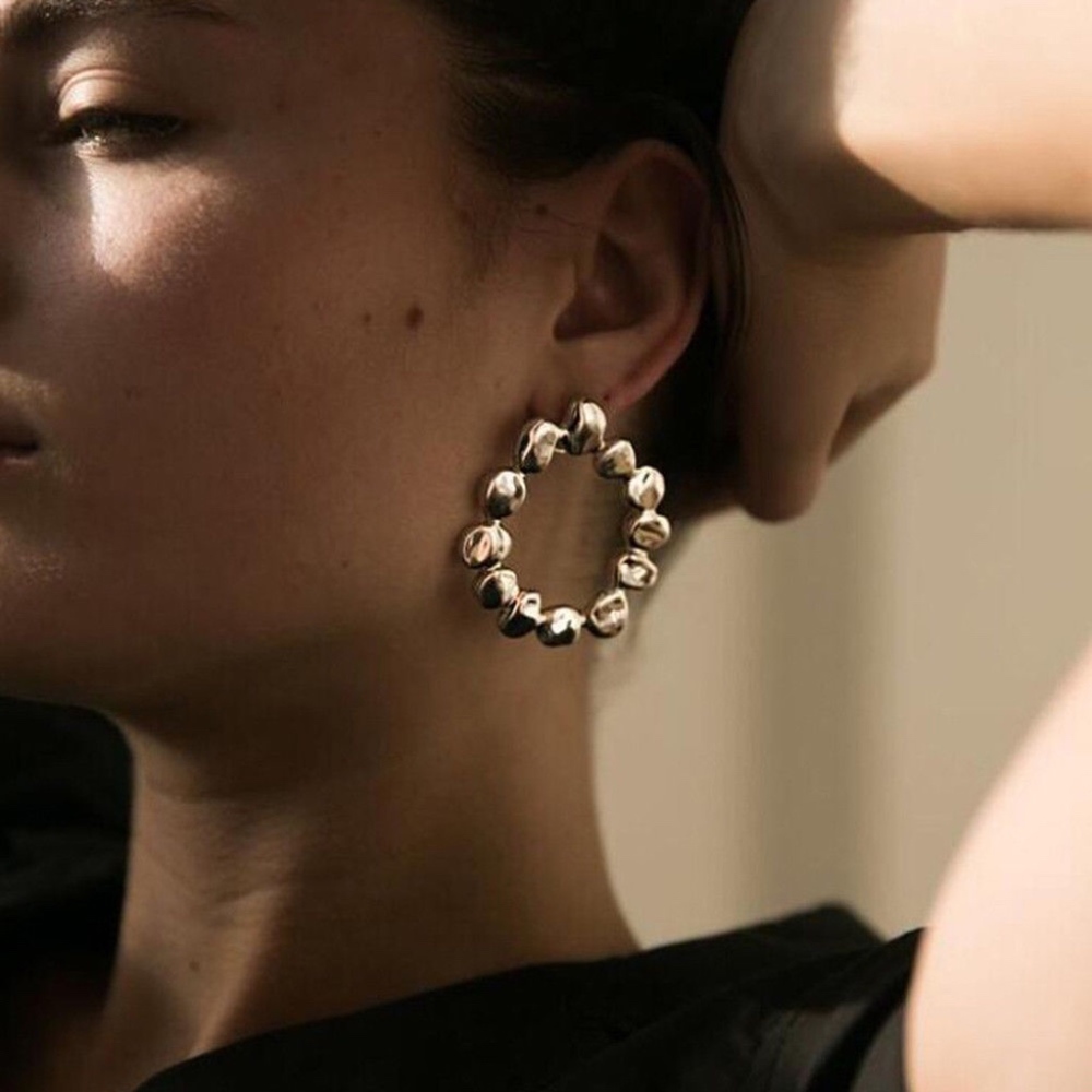Minimalist Abstract Cluster Hoop Gold Earrings - Picture 1 of 7